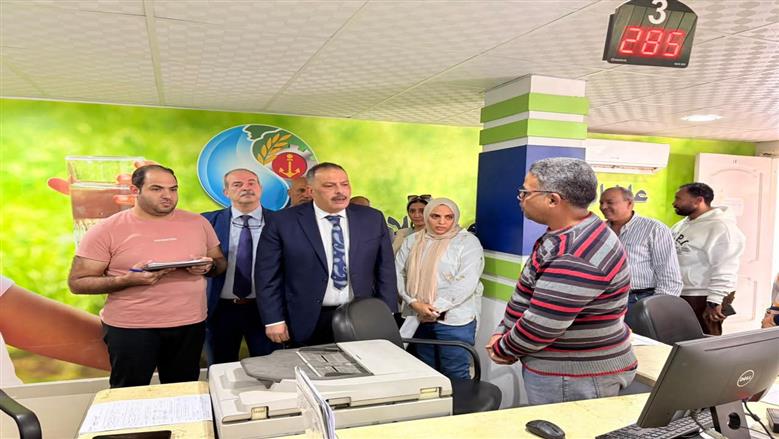رئيس مياه الشرب والصرف الصحي بالقناة