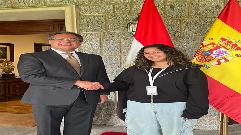 تشكيليون