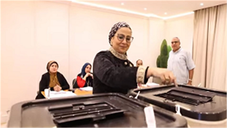 أمل عامر