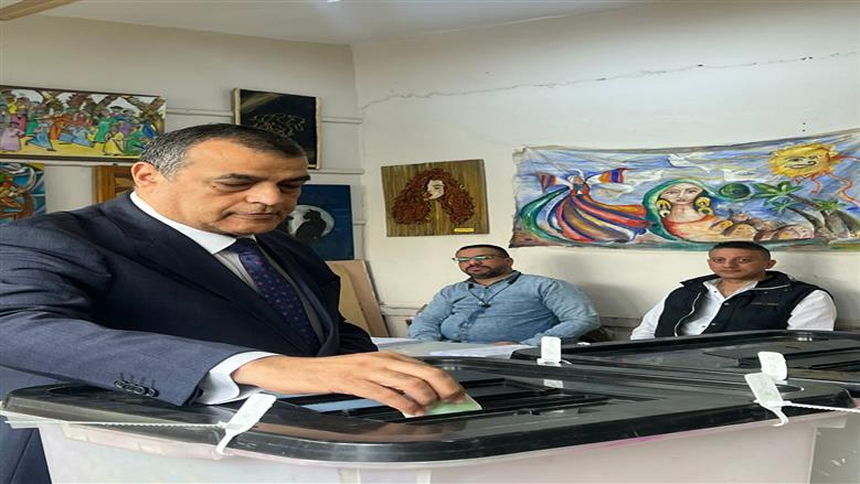 وزير الإنتاج الحربي