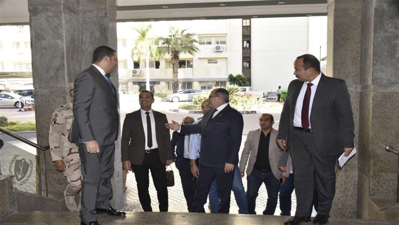 محافظ بورسعيد يترأس غرفة لعمليات الانتخابية