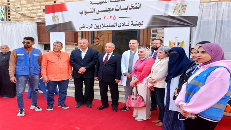 اللواء أحمد العوضي يدلي بصوته في انتخابات مجلس النواب 2025 بالدقهلية