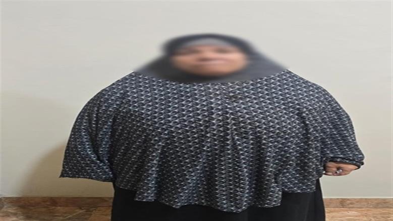 «الداخلية» تضبط سيدة بحوزتها دعاية انتخابية في السنطة بالغربية