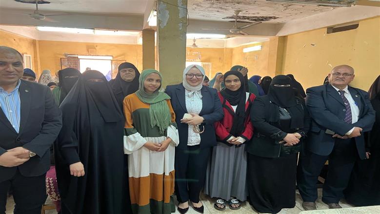 إعلام الفيوم يناقش مخاطر الزواج المبكر وكيفية الوقاية من الامراض الوراثية