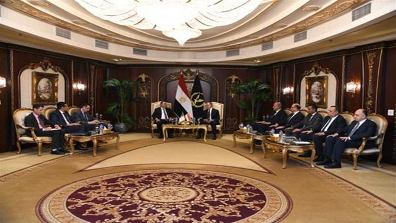 وزير الداخلية يستقبل نظيره الجزائرى لبحث التعاون الأمنى المشترك