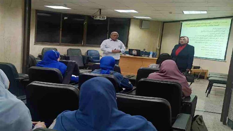 دورة تدريبية يعقدها مركز ضمان الجودة والتأهيل للاعتماد بجامعة أسيوط
