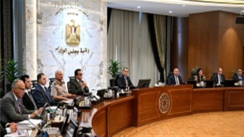 مد خدمة العاملين بالمعاهد 3 أعوام.. تفاصيل موافقة الحكومة على قانون إعادة تنظيم الأزهر
