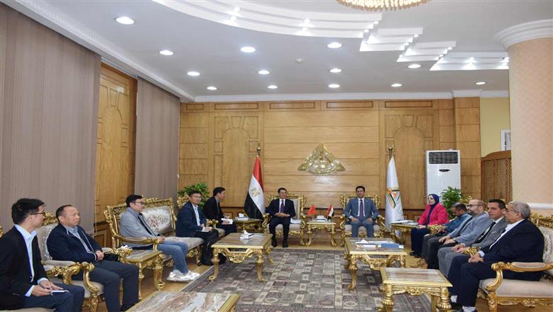 اجتماع جامعة بنها
