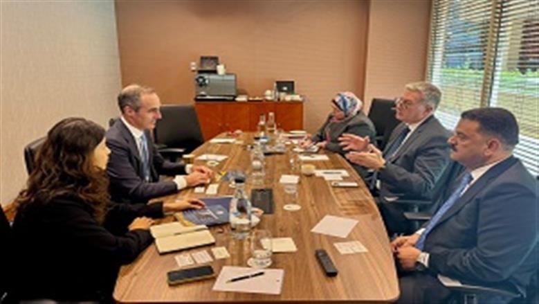 وزيرالبترول خلال المباحثات