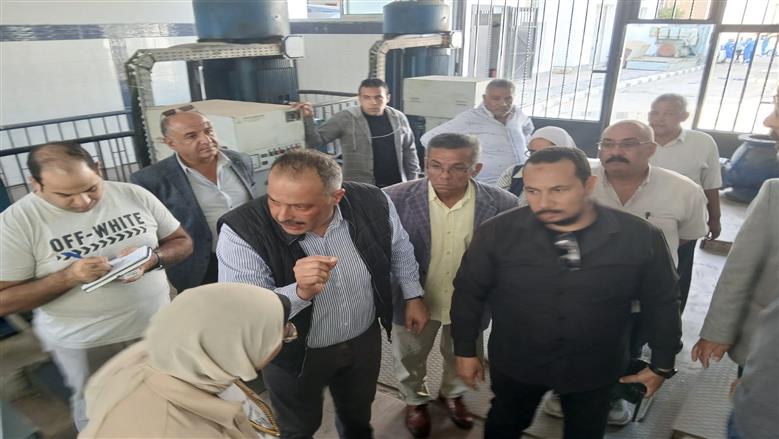 غسيل شبكات المياه بالقناة