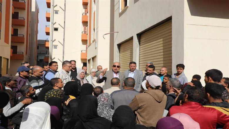 محافظ المنيا يتفقد أعمال تشطيبات 9 عمارات بديل الإيواء في حي جنوب