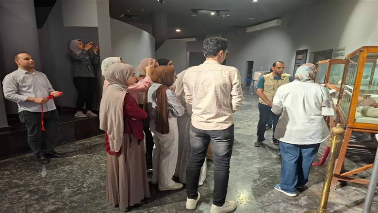 افتتاح 
