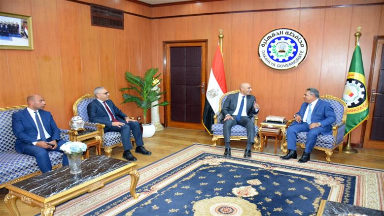 وزير التربية والتعليم ومحافظ الدقهلية 