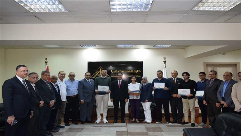 جولة رئيس جامعة بنها