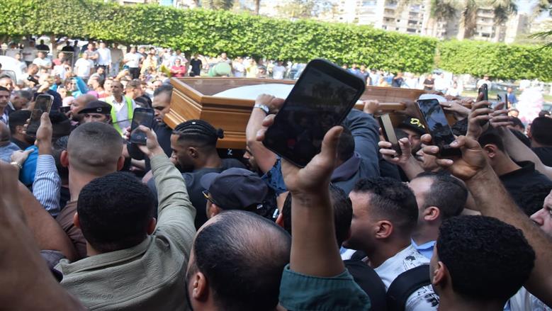 جنازة والد محمد رمضان 
