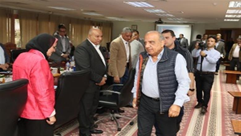 وزير الكهرباء