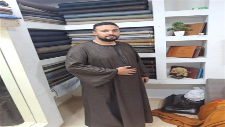 «جلابية على كل شكل ولون».. مصمم شهير يوضح الفرق بين الصعيدي والفلاحي والأسواني