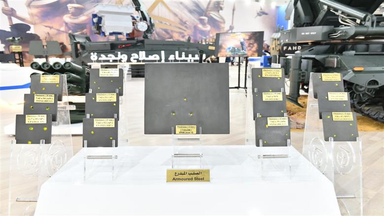 الإنتاج الحربي تعلن عن راجمة صواريخ جديدة «ردع 300» وأحدث منظومة مدفعية في العالم
