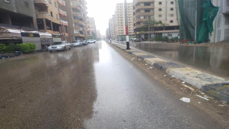 أمطار غزيرة تضرب القليوبية.. ورفع حالة الطوارئ (صور)