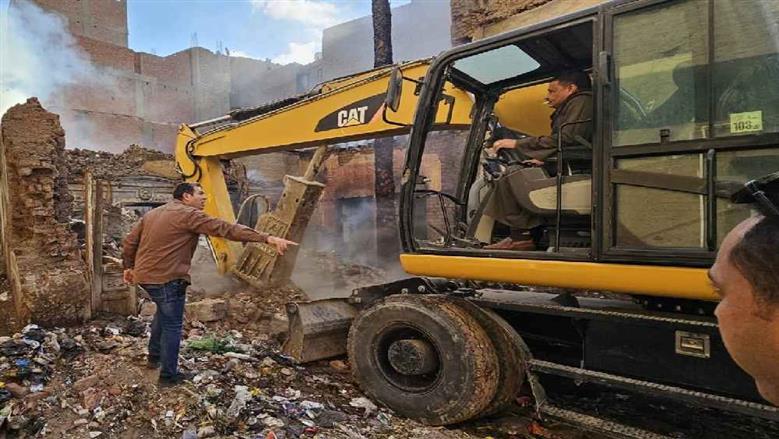 قوات الحماية المدنية تتمكن من السيطرة على حريق بمركز منفلوط في أسيوط