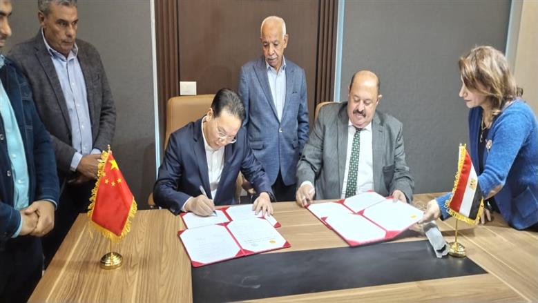 توافق مصري صيني على الاستعانة بخبرات بكين لتخريج شباب مهرة في التخصصات الفنية
