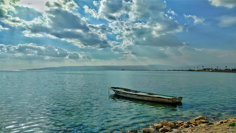 لماذا تتأثر حركة صيد الأسماك في السويس بالطقس وانخفاض حركة الشراء