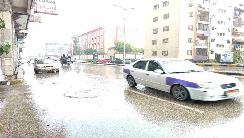 سقوط الأمطار الغزيرة على بورسعيد