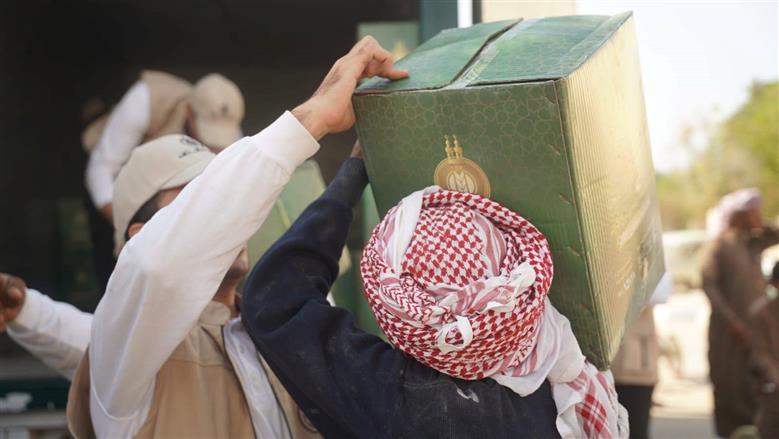 توزيع البطاطين