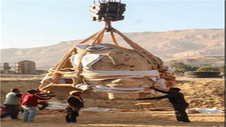 تمثال أمنحتب الثالث 