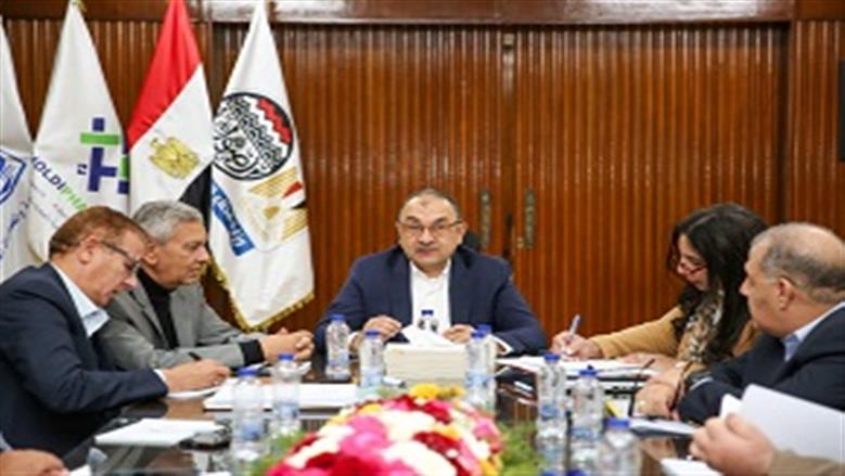 وزير قطاع الأعمال: تطوير 97 خط إنتاج بشركات القابضة للأدوية