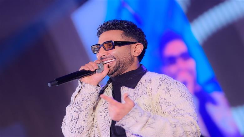 أحمد سعد يحيي حفلا كبيرا في التجمع بحضور عدد من نجوم الفن