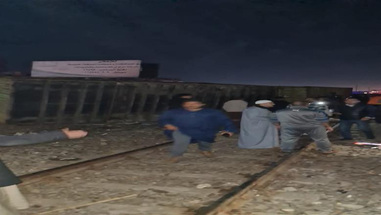سقوط صناديق كونتر من قطار بطوخ