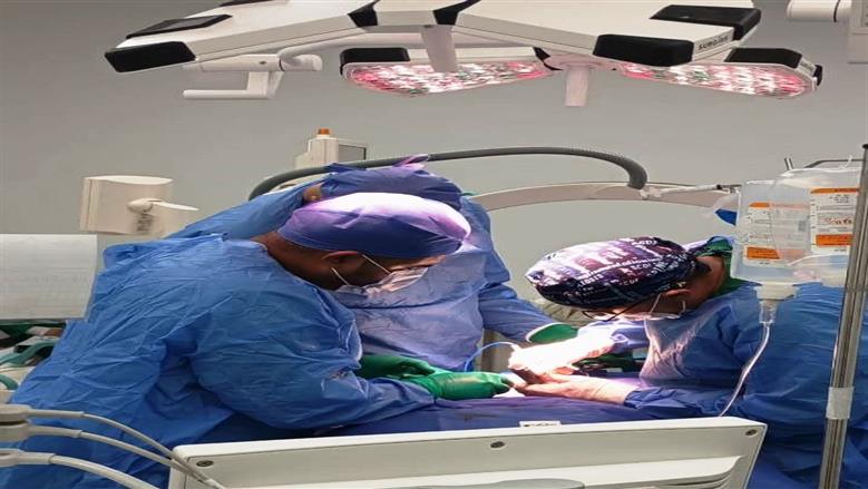 نجاح جراحة عمود فقري معقدة في مستشفى دراو المركزي بأسوان
