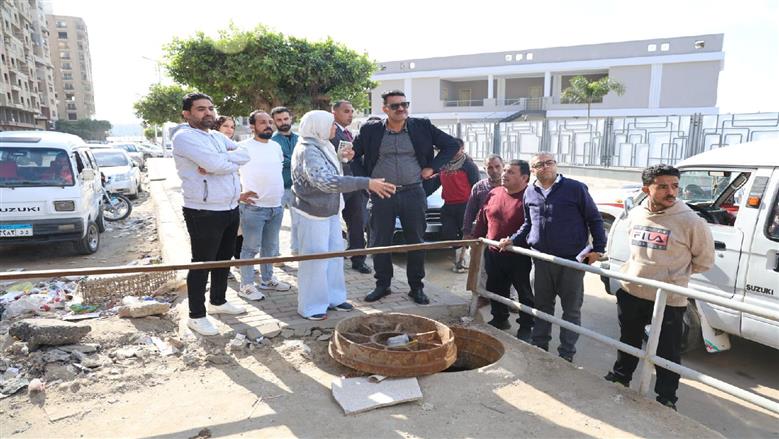 جولة رئيس شركة مياه الشرب والصرف بالقليوبية
