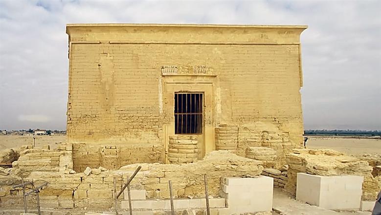 تعامد الشمس على معبد قصر قارون بالفيوم