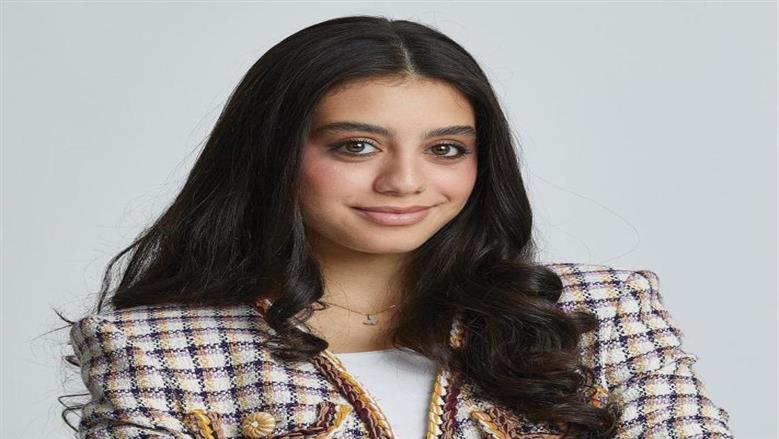 الفنانة ياسمينا العبد