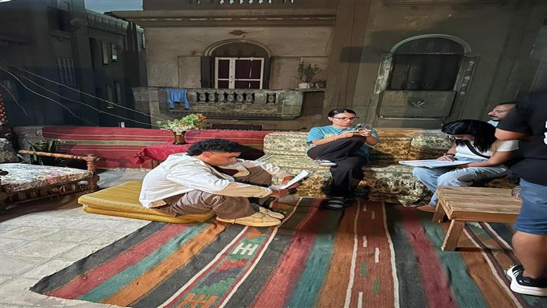 موعد عرض الحلقة الأولى من مسلسل ميد ترم