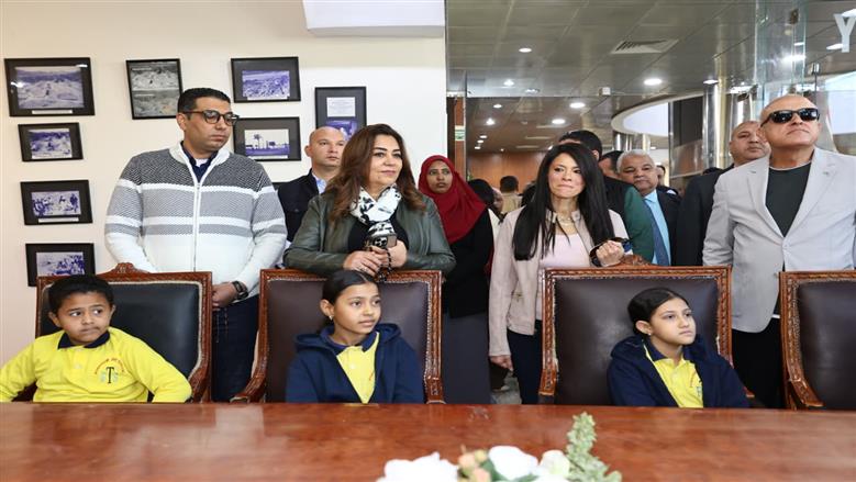 جولة داخل مكتبة مصر