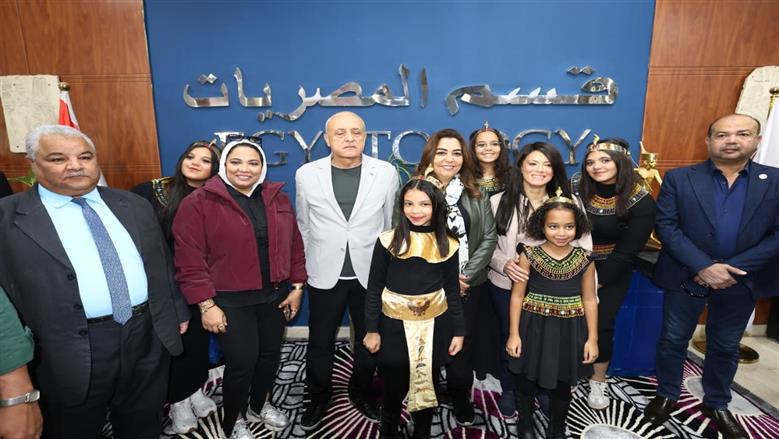 جولة داخل مكتبة مصر