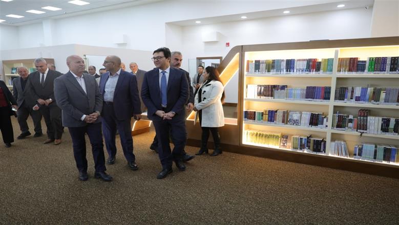 وزير الثقافة ومحافظ القاهرة يتفقدان مكتبة نون السحار 2 بالمعادي تمهيدا لافتتاحها قريبا