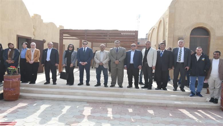 نائب محافظ الفيوم ومساعد وزير البيئة يفتتحان المركز البيئي في شكشوك