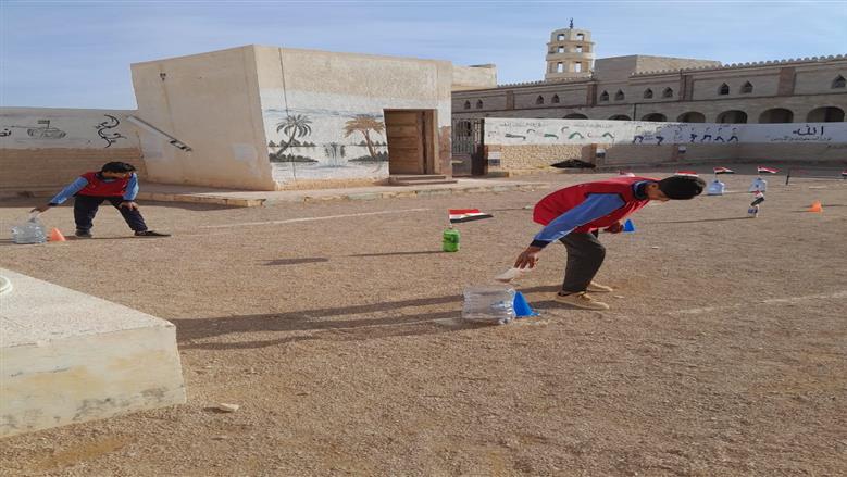 خلال فعاليات مشروع اللياقة البدنية لاكتشاف المواهب لطلاب المعاهد الأزهرية بمطروح