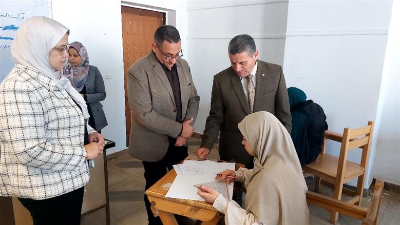 جولة نائب رئيس جامعة بنها