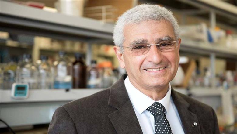 فاز بجائزة نوابغ العرب عن فئة الطب.. من هو الدكتور نبيل صيدح؟