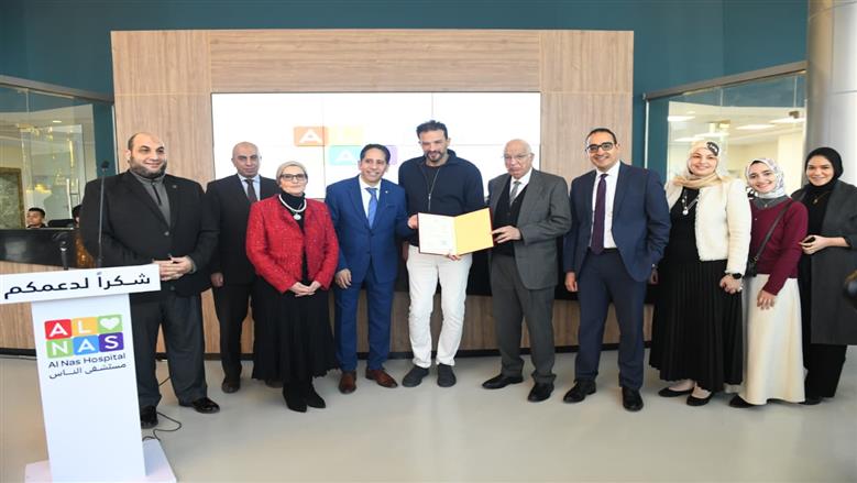مستشفى الناس تحتفل بإطلاق مركز الأبحاث الإكلينيكية رسميا.. خطوة جديدة نحو التحول لمدينة طبية متكاملة بِتَسَلُّم شهادة اعتماد من مجلس أخلاقيات البحوث الإكلينيكية بحضور مستشار رئيس الجمهورية وممثل الصحة العالمية