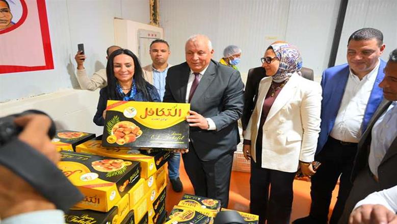 مصنع «تمور التكافل» بالوادي الجديد.. تجربة ملهمة