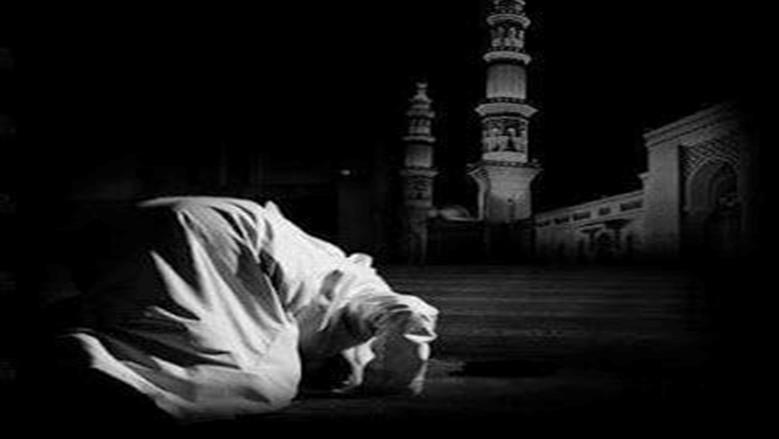 حكم ترك صلاة الوتر عند المذاهب الأربعة.. هل هي فرض أم سنة؟