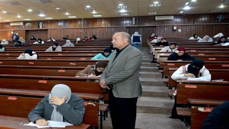 رئيس جامعة المنصورة 