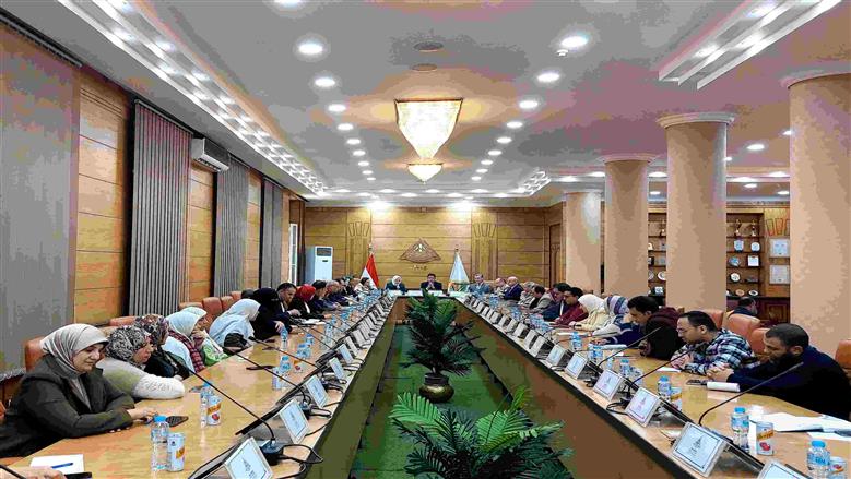 اجتماع رئيس جامعة بنها 