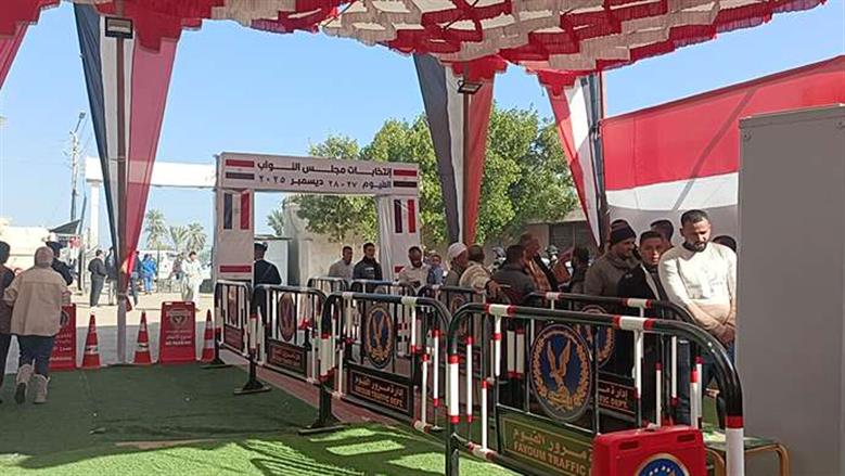 مشاركة واسعة من مختلف الأعمار في انتخابات النواب بالصعيد.. وتذليل العقبات أمام الناخبين
